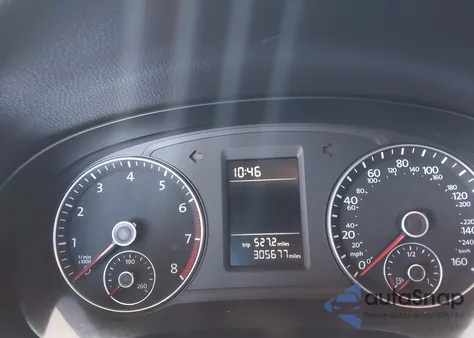 2014 Volkswagen Passat 2.5L S/2.5L Wolfsburg Edition from USA, damaged, VIN 1VWAP7A34EC022989